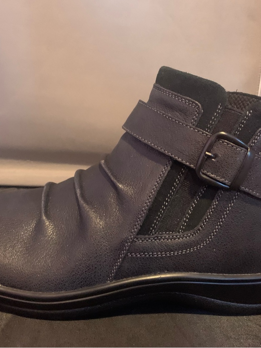 Orthofeet Women’s Heidi Walking Shoes - Picture 6 of 16